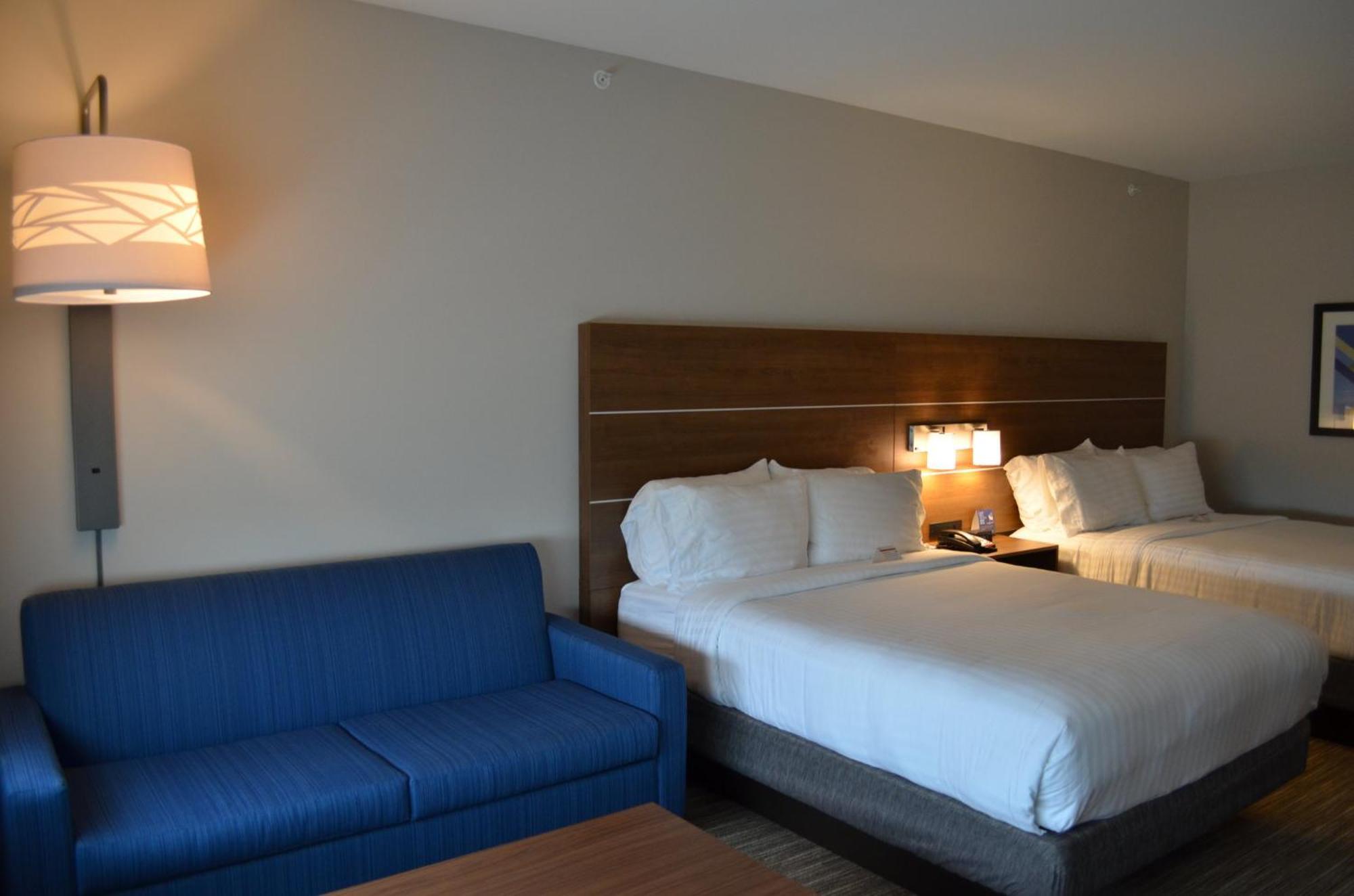 Holiday Inn Express & Suites - Charlotte Ne - University Area By Ihg Ngoại thất bức ảnh