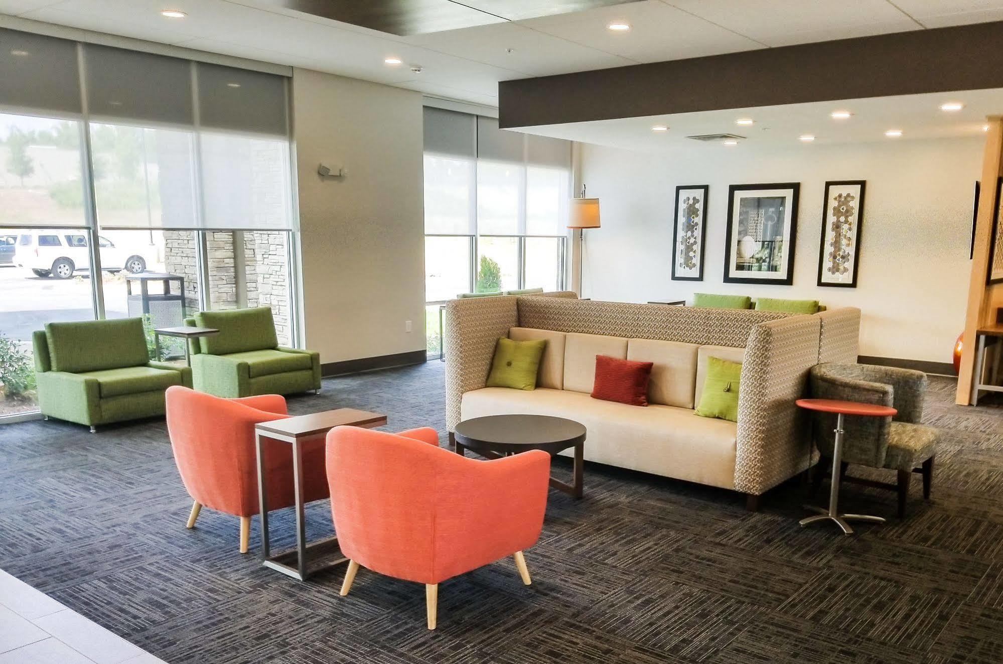 Holiday Inn Express & Suites - Charlotte Ne - University Area By Ihg Ngoại thất bức ảnh