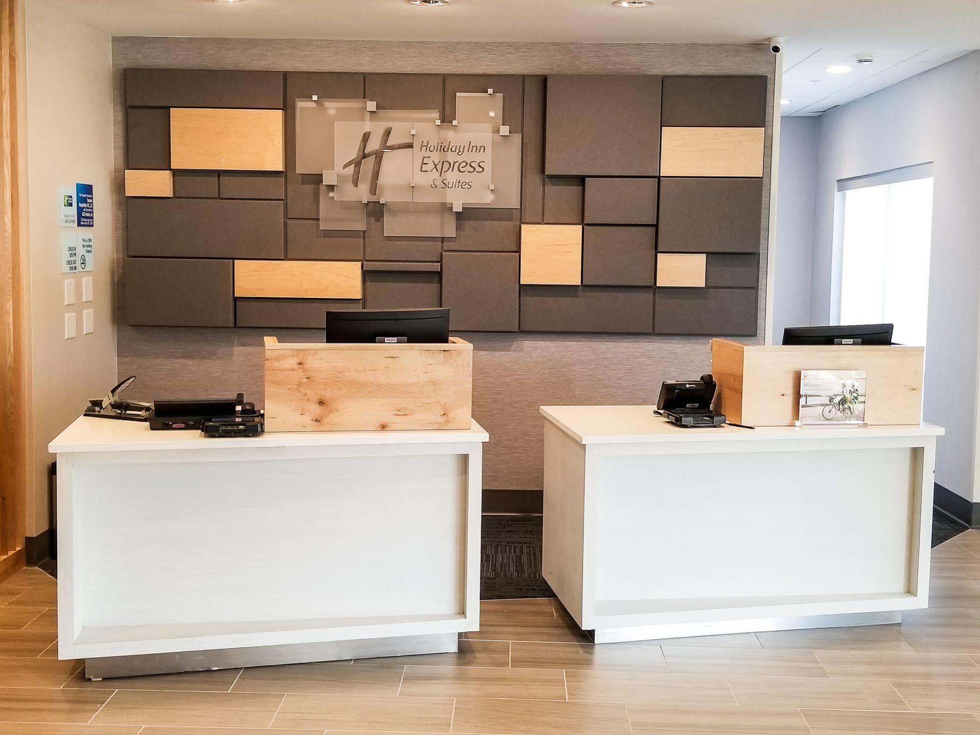 Holiday Inn Express & Suites - Charlotte Ne - University Area By Ihg Ngoại thất bức ảnh