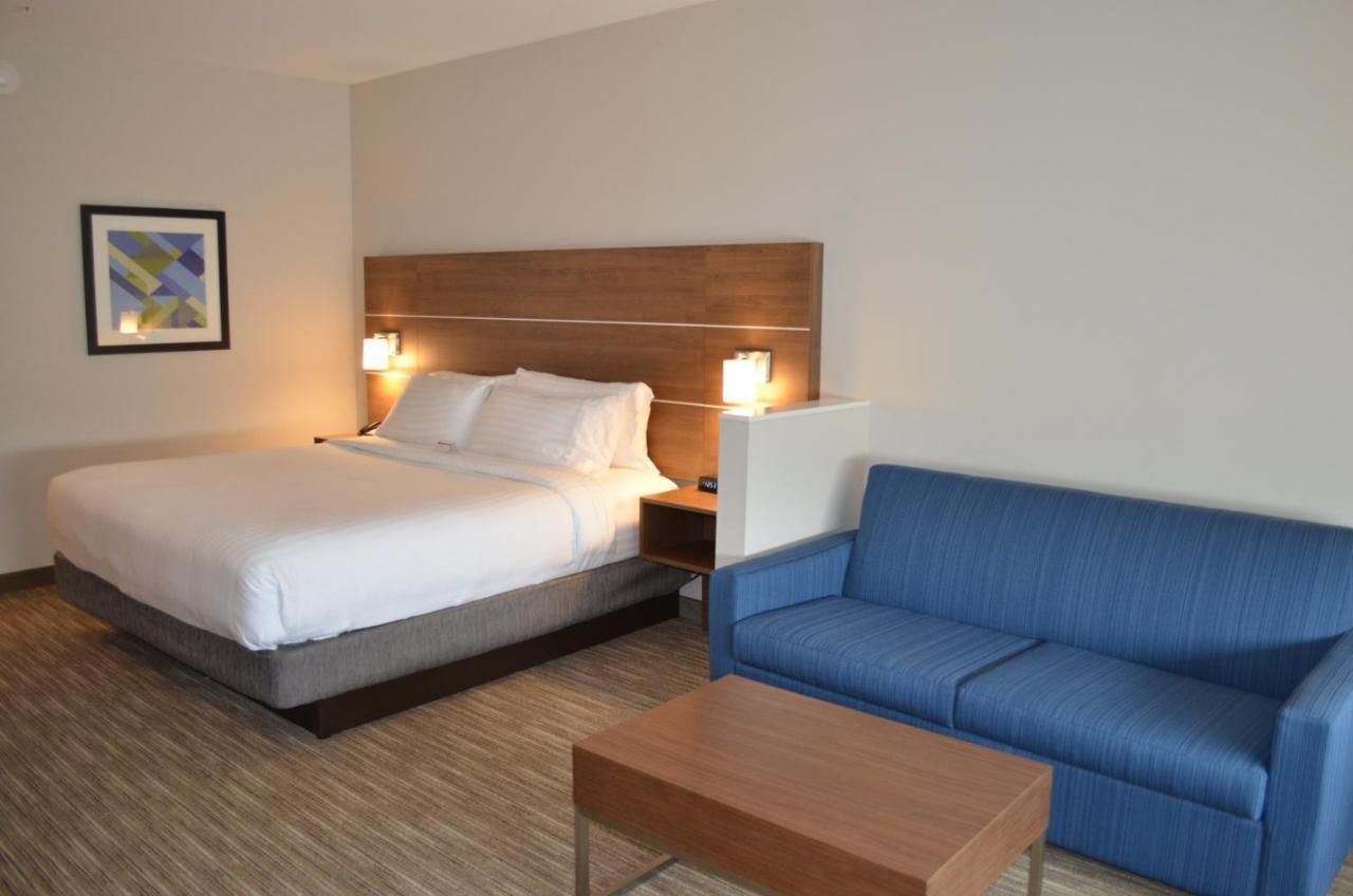 Holiday Inn Express & Suites - Charlotte Ne - University Area, An Ihg Hotel Ngoại thất bức ảnh