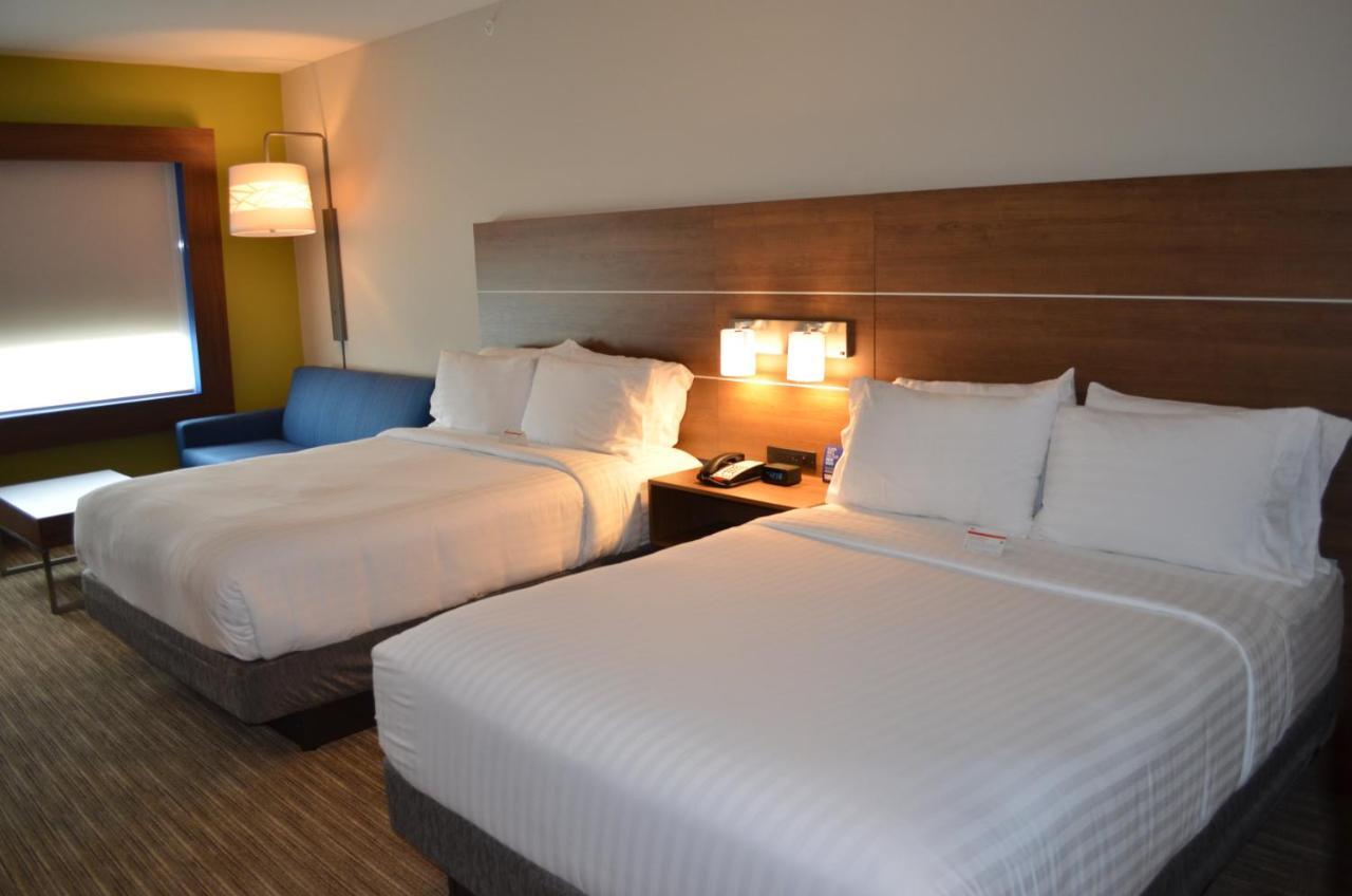 Holiday Inn Express & Suites - Charlotte Ne - University Area, An Ihg Hotel Ngoại thất bức ảnh