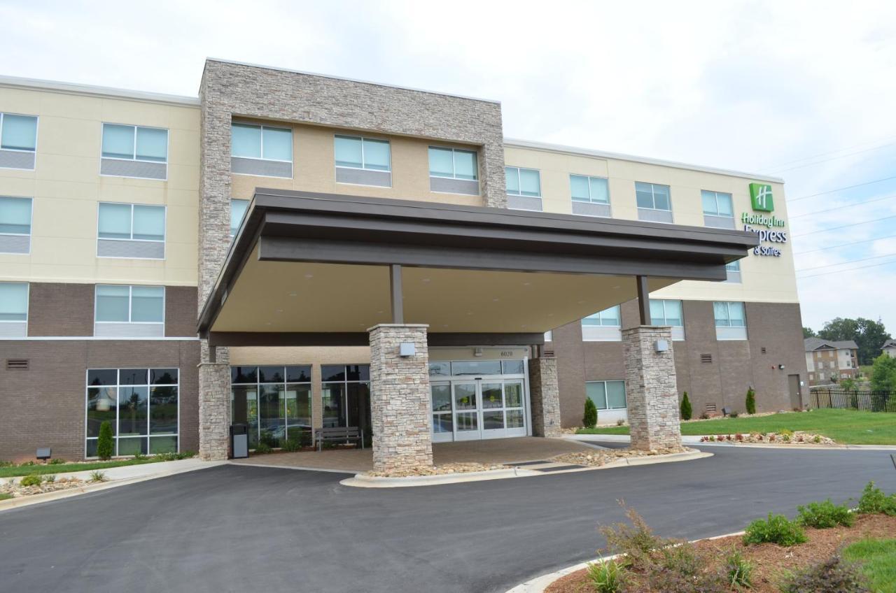 Holiday Inn Express & Suites - Charlotte Ne - University Area By Ihg Ngoại thất bức ảnh