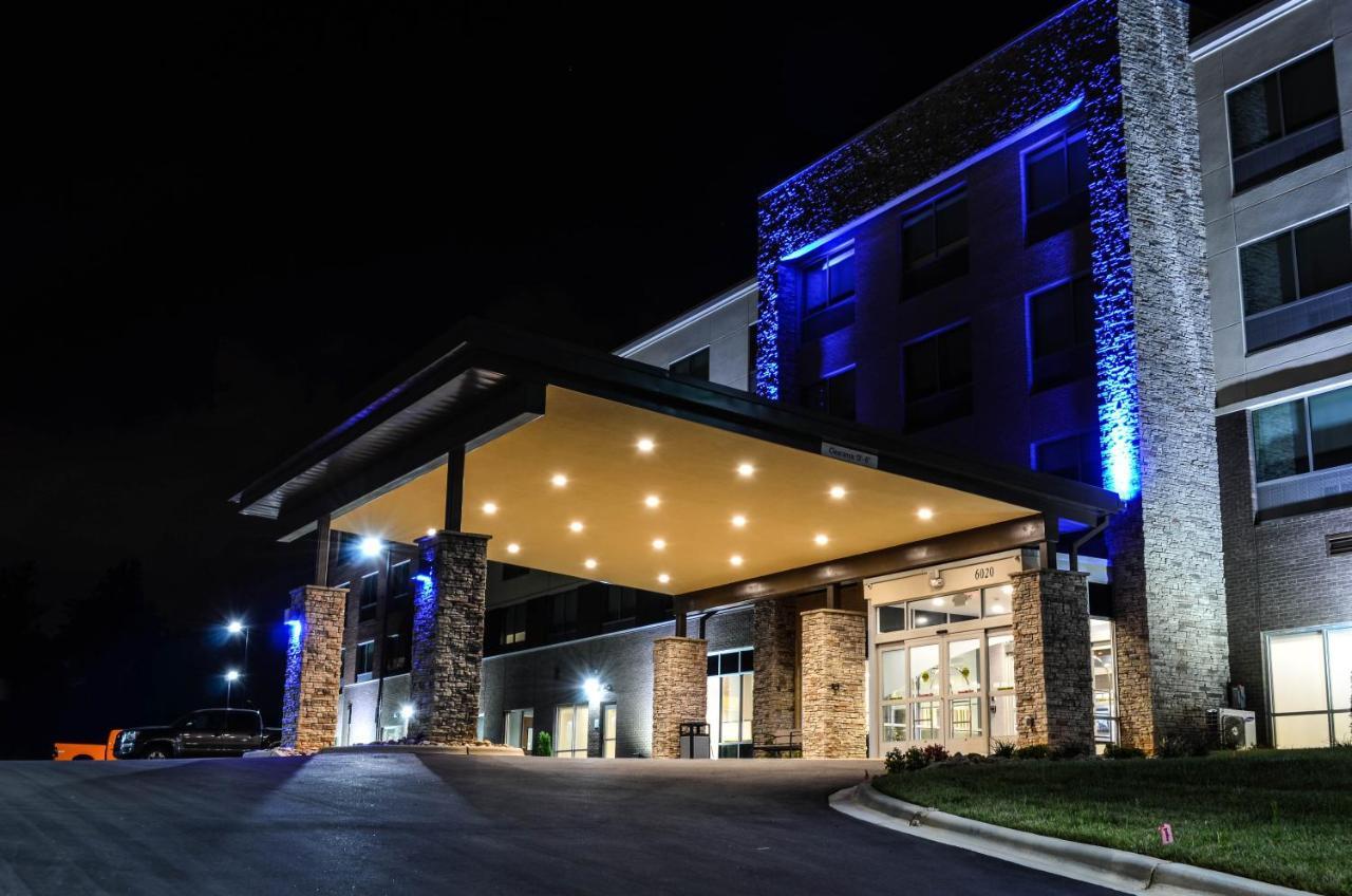 Holiday Inn Express & Suites - Charlotte Ne - University Area, An Ihg Hotel Ngoại thất bức ảnh